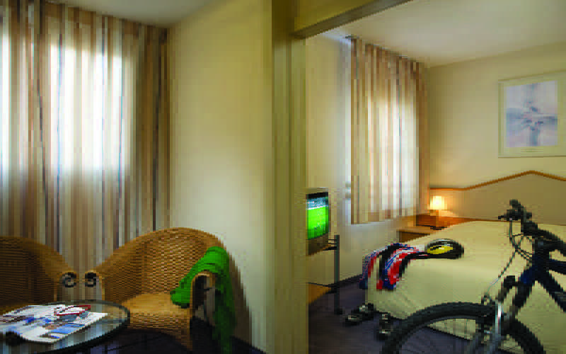 Ramon Inn By Isrotel Collection Мицпе Рамон Екстериор снимка