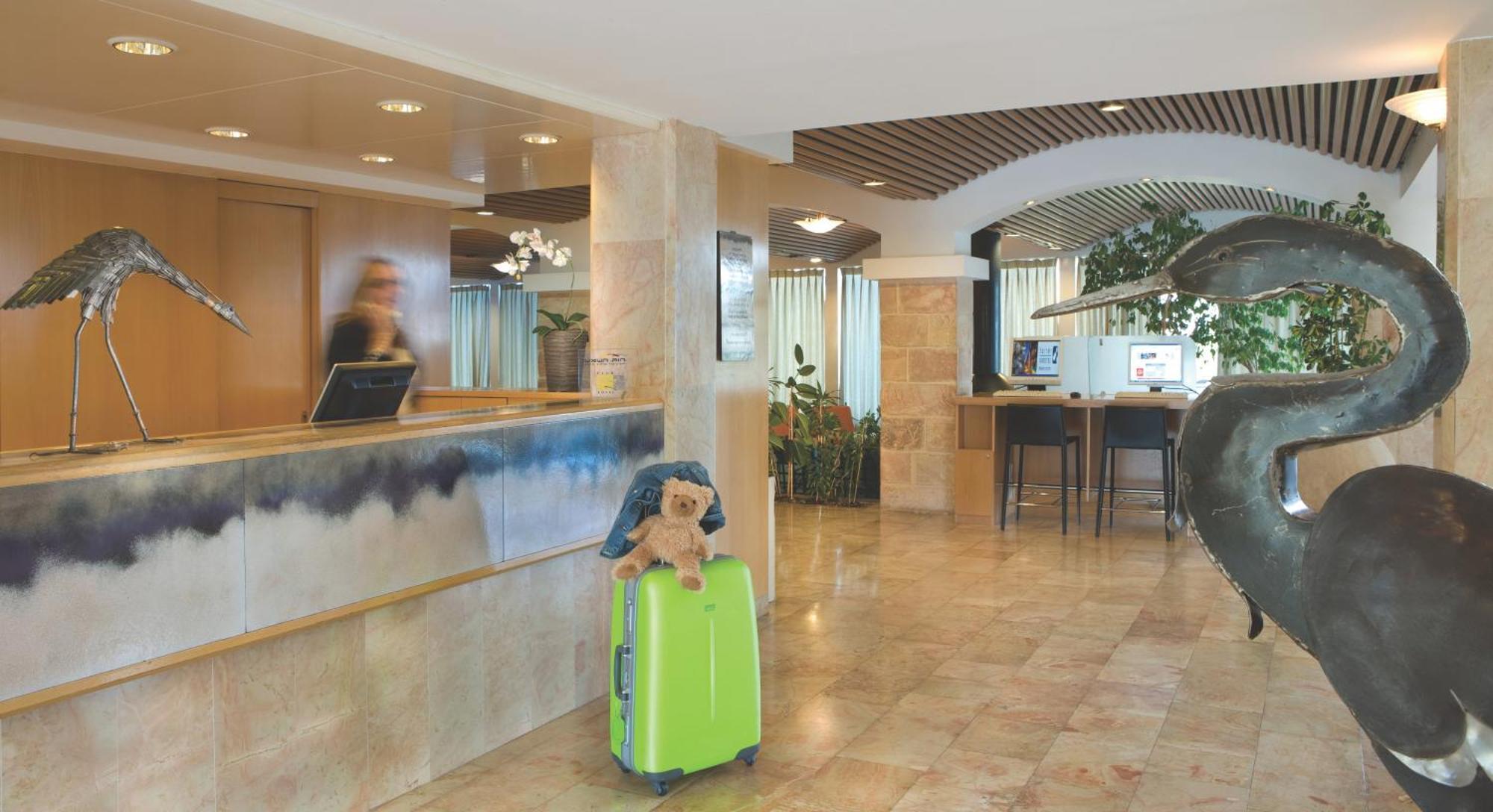 Ramon Inn By Isrotel Collection Мицпе Рамон Екстериор снимка